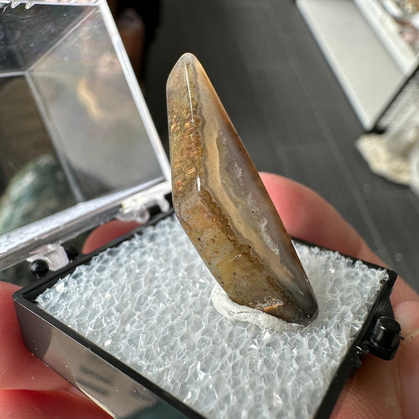 3g Ultra Rare Polyhedral Agate in Perky Box From Brazil