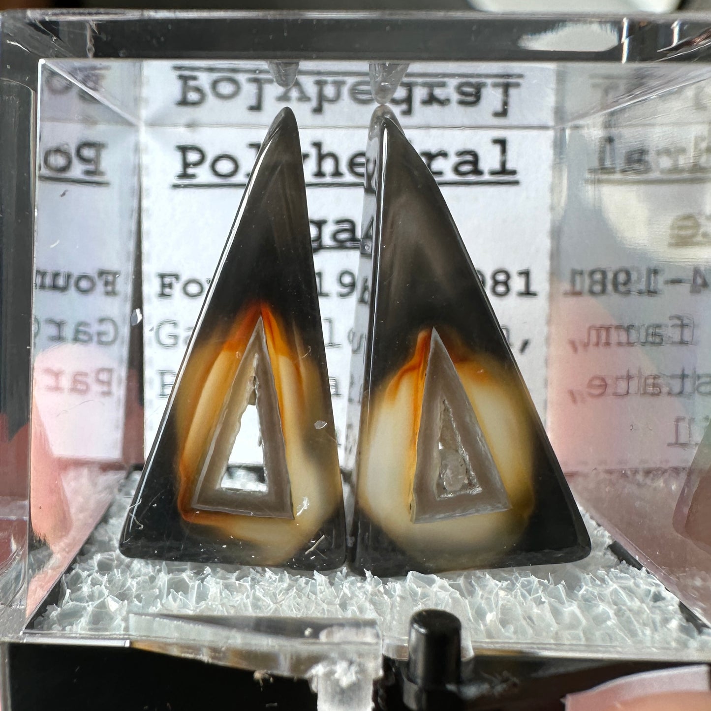 6g Ultra Rare Polyhedral Agate Pair in Perky Box From Brazil