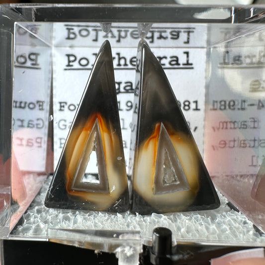 6g Ultra Rare Polyhedral Agate Pair in Perky Box From Brazil