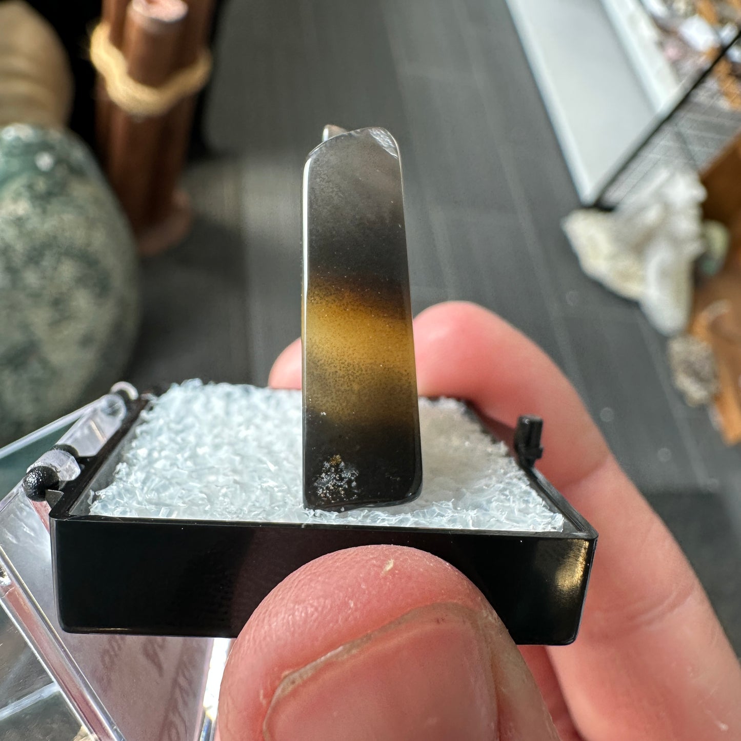 6g Ultra Rare Polyhedral Agate Pair in Perky Box From Brazil
