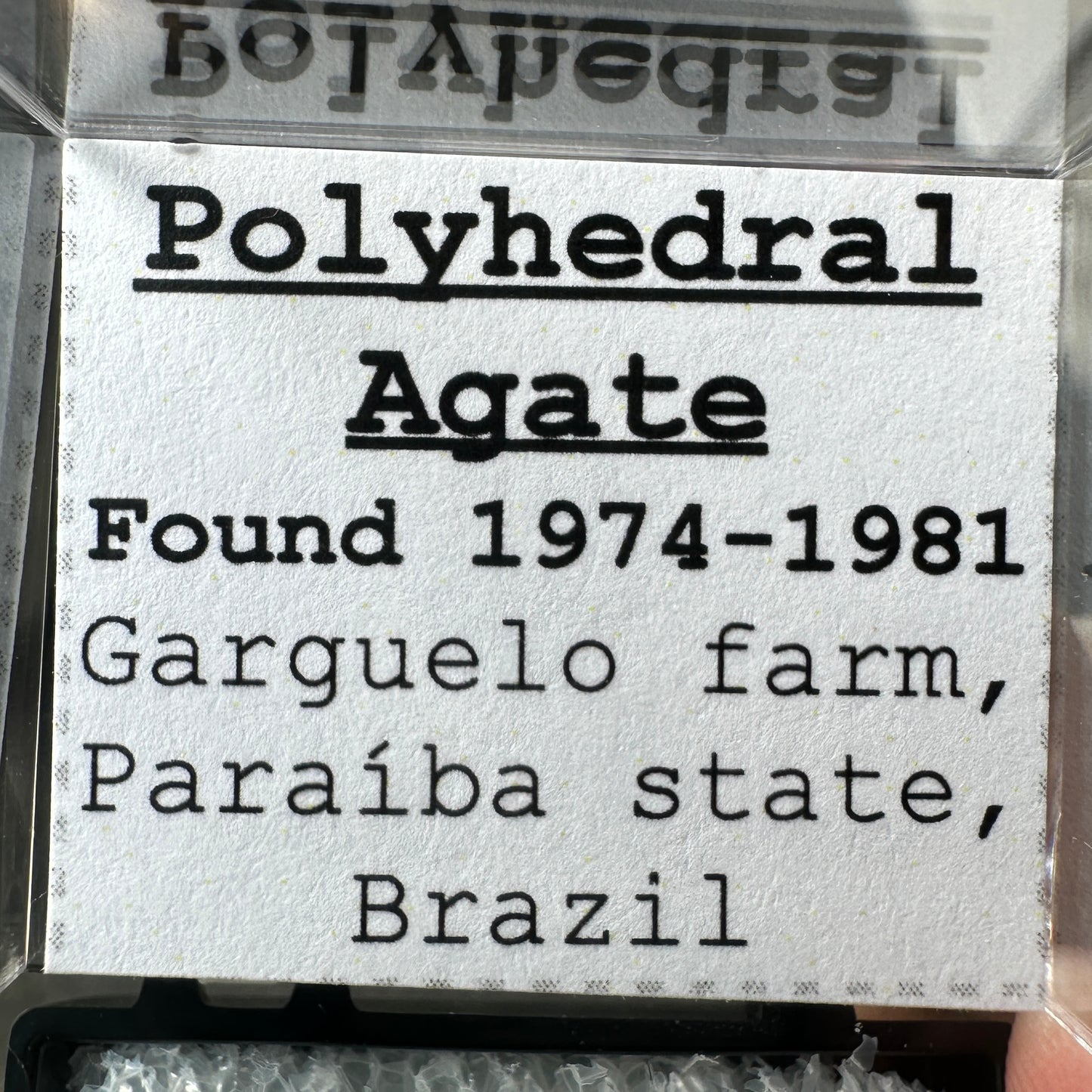 6g Ultra Rare Polyhedral Agate Pair in Perky Box From Brazil